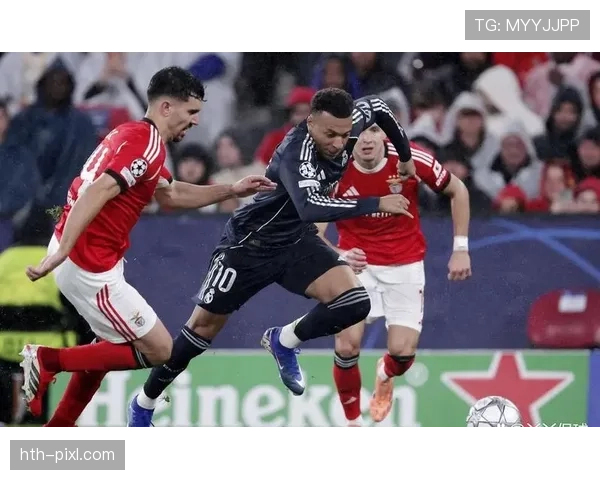 本菲卡近期主场表现稳定,联赛和杯赛连胜保持积分优势 本菲卡近期主场表现稳定,联赛和杯赛连胜保持积分优势
